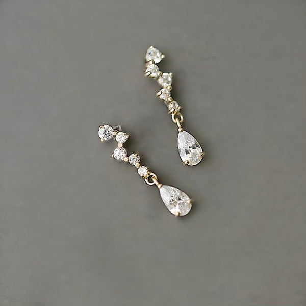 Isla Crystal Drop Earrings